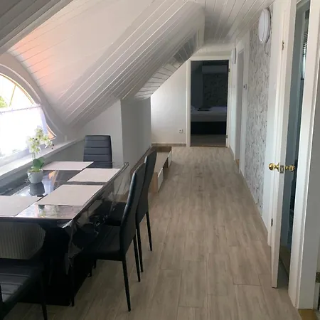 Agora2 Apartment *