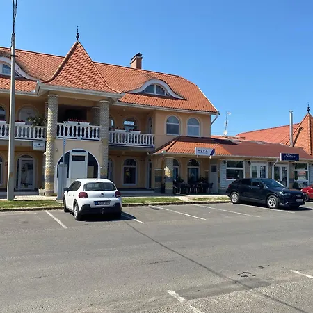 Agora2 Апартаменты Хайдусобосло